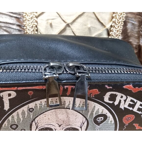 👉LAST CHANCE‼️ Halloween Ready "Keep Kreepy" Skeleton Crossbody Pouch - Picture 5 of 14